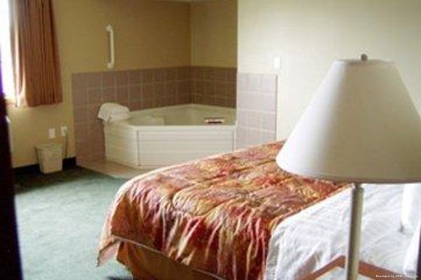 AmericInn Motel&STE Ladysmith